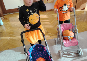 Zajęcia koleżeńskie "Na dyniowej grządce" w grupie II i VII