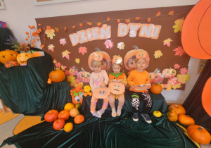 Zajęcia koleżeńskie "Na dyniowej grządce" w grupie II i VII