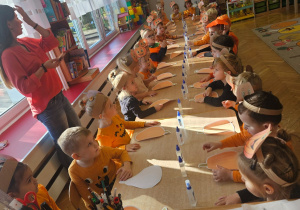 Zajęcia koleżeńskie "Na dyniowej grządce" w grupie II i VII