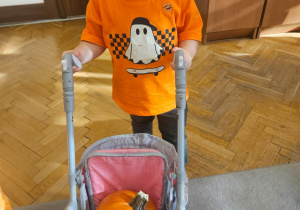 Zajęcia koleżeńskie "Na dyniowej grządce" w grupie II i VII