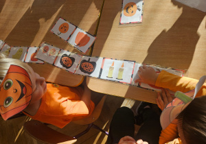 Zajęcia koleżeńskie "Na dyniowej grządce" w grupie II i VII