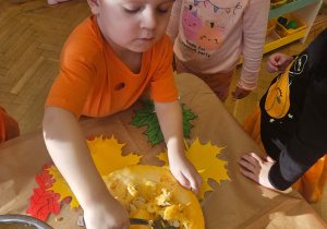 Zajęcia koleżeńskie "Na dyniowej grządce" w grupie II i VII