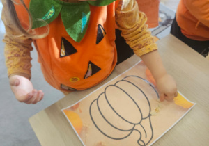 Zajęcia koleżeńskie "Na dyniowej grządce" w grupie II i VII