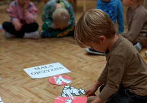 „Mała i duża Ojczyzna”- projekt edukacyjny i zajęcia w przedszkolnym Mini Muzeum „Na szlaku historii”- gr. II