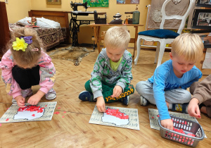 „Mała i duża Ojczyzna”- projekt edukacyjny i zajęcia w przedszkolnym Mini Muzeum „Na szlaku historii”- gr. II