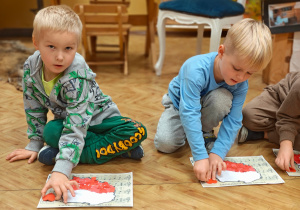„Mała i duża Ojczyzna”- projekt edukacyjny i zajęcia w przedszkolnym Mini Muzeum „Na szlaku historii”- gr. II