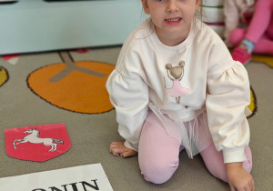 „Mała i duża Ojczyzna”- projekt edukacyjny i zajęcia w przedszkolnym Mini Muzeum „Na szlaku historii”- gr. II