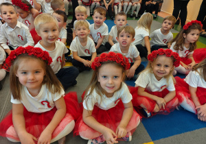 „Mała i duża Ojczyzna”- projekt edukacyjny i zajęcia w przedszkolnym Mini Muzeum „Na szlaku historii”- gr. II