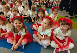 „Mała i duża Ojczyzna”- projekt edukacyjny i zajęcia w przedszkolnym Mini Muzeum „Na szlaku historii”- gr. II