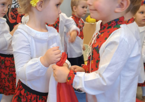 "Jesteśmy Polką i Polakiem..." - Święto Niepodległości w grupie IX