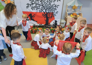 "Jesteśmy Polką i Polakiem..." - Święto Niepodległości w grupie IX