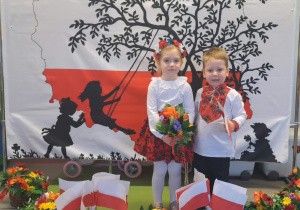 "Jesteśmy Polką i Polakiem..." - Święto Niepodległości w grupie IX