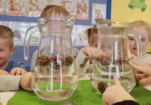 Projekt „Sensoryczna jesień” w grupie I maluszków