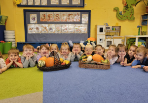 Projekt „Sensoryczna jesień” w grupie I maluszków