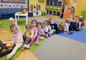 Projekt „Sensoryczna jesień” w grupie I maluszków