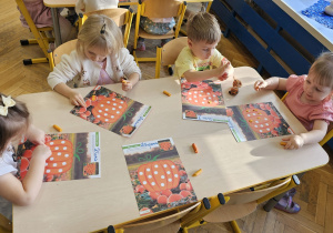 Projekt „Sensoryczna jesień” w grupie I maluszków