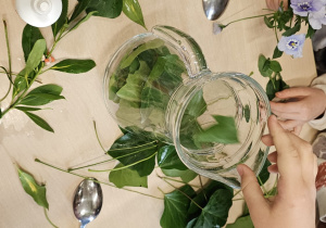 Projekt „Jesienne tajemnice przyrody” w gr. IV