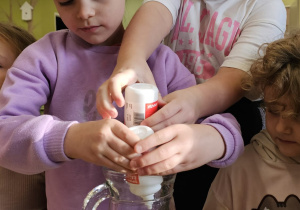 Projekt „Jesienne tajemnice przyrody” w gr. IV