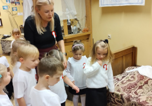 Patriotyzm na dziecięcą miarę – realizacja projektu „Polska to moja ojczyzna” w grupie X.