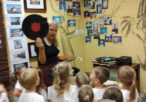 Patriotyzm na dziecięcą miarę – realizacja projektu „Polska to moja ojczyzna” w grupie X.