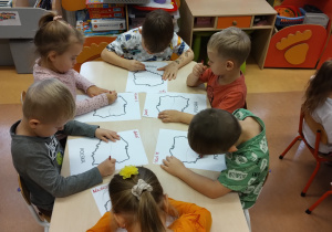 Patriotyzm na dziecięcą miarę – realizacja projektu „Polska to moja ojczyzna” w grupie X.