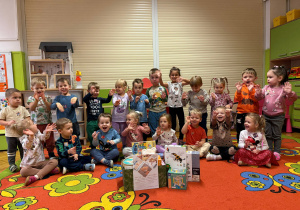 akcja charytatywna pt. "Dzień Pluszowego Misia dla łódzkich szpitali dziecięcych"