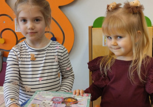 akcja charytatywna pt. "Dzień Pluszowego Misia dla łódzkich szpitali dziecięcych"