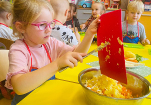 "Smaki jesieni" - projekt edukacyjny w gr. XI