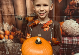 "Jesienna paleta barw"- projekt edukacyjny w grupie VI