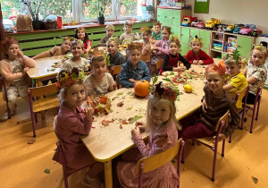 "Jesienna paleta barw"- projekt edukacyjny w grupie VI