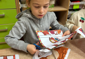 "Jesienna paleta barw"- projekt edukacyjny w grupie VI