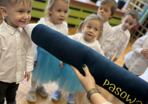 Pasowanie na przedszkolaka w grupie VII