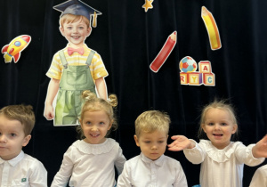 Pasowanie na przedszkolaka w grupie VII