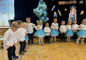 Pasowanie na przedszkolaka w grupie VII