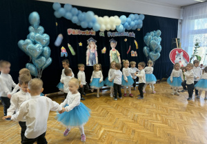 Pasowanie na przedszkolaka w grupie VII