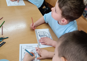 "Dzieci swoje prawa mają..."- wizyta przedszkolaków z gr. XII w Miejskiej Bibliotece Publicznej w Koninie - Filia "Medyczna"