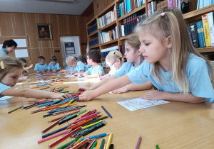 "Dzieci swoje prawa mają..."- wizyta przedszkolaków z gr. XII w Miejskiej Bibliotece Publicznej w Koninie - Filia "Medyczna"