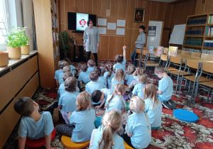 "Dzieci swoje prawa mają..."- wizyta przedszkolaków z gr. XII w Miejskiej Bibliotece Publicznej w Koninie - Filia "Medyczna"