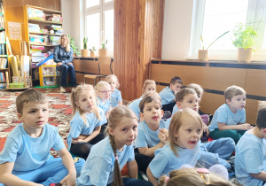 "Dzieci swoje prawa mają..."- wizyta przedszkolaków z gr. XII w Miejskiej Bibliotece Publicznej w Koninie - Filia "Medyczna"