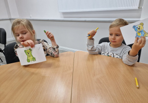 Światowy Dzień Pluszowego Misia – święto symbolu dzieciństwa w grupie X