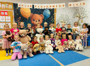 Dzień Pluszowego Misia i wizyta w bibliotece - gr. XI