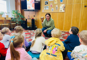 Dzień Pluszowego Misia i wizyta w bibliotece - gr. XI
