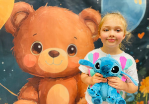 Dzień Pluszowego Misia i wizyta w bibliotece - gr. XI