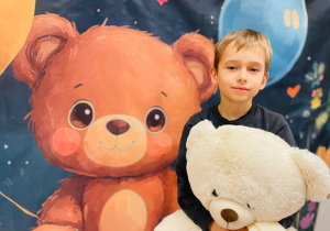 Dzień Pluszowego Misia i wizyta w bibliotece - gr. XI