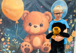 Dzień Pluszowego Misia i wizyta w bibliotece - gr. XI