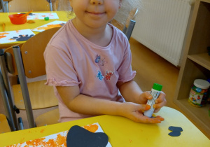 Dzień Pluszowego Misia i wizyta w bibliotece - gr. XI