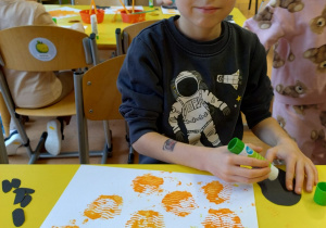 Dzień Pluszowego Misia i wizyta w bibliotece - gr. XI