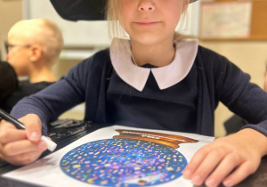 "Andrzejkowe Czary- Mary"- eksperymenty w grupie VI