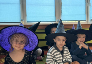 Zgadnij, Co Nas Czeka- Andrzejki w gr I i VII