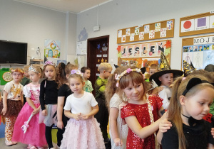 Zabawy Andrzejkowe w gr. XI i XII